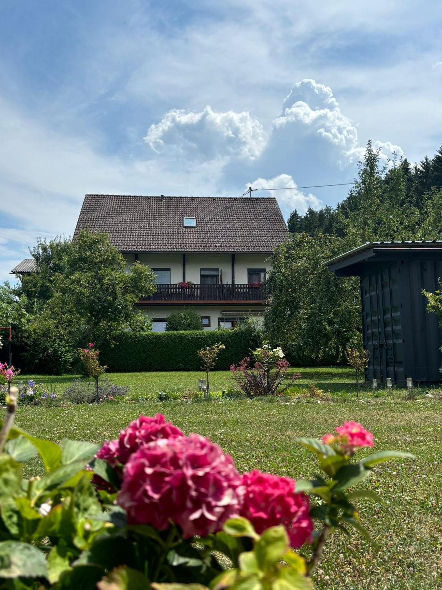 Fruehstueckspension Fini Unterburg am Klopeiner See Exterior foto